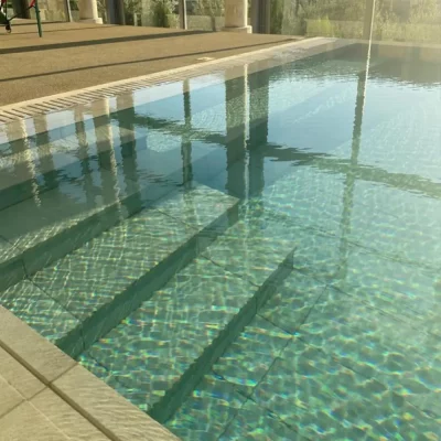 piscina-beige